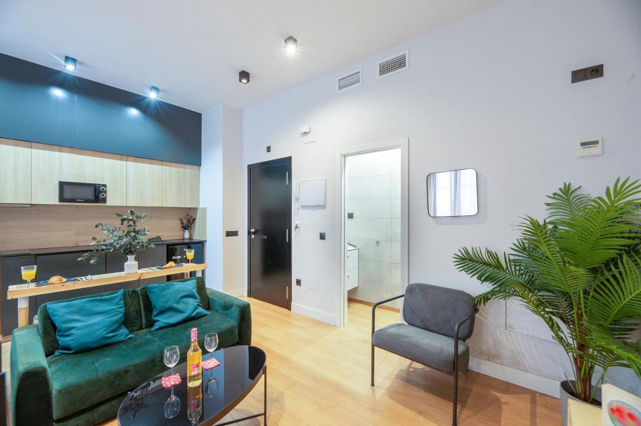 New Levante Pool & Museums Apartament マラガ エクステリア 写真