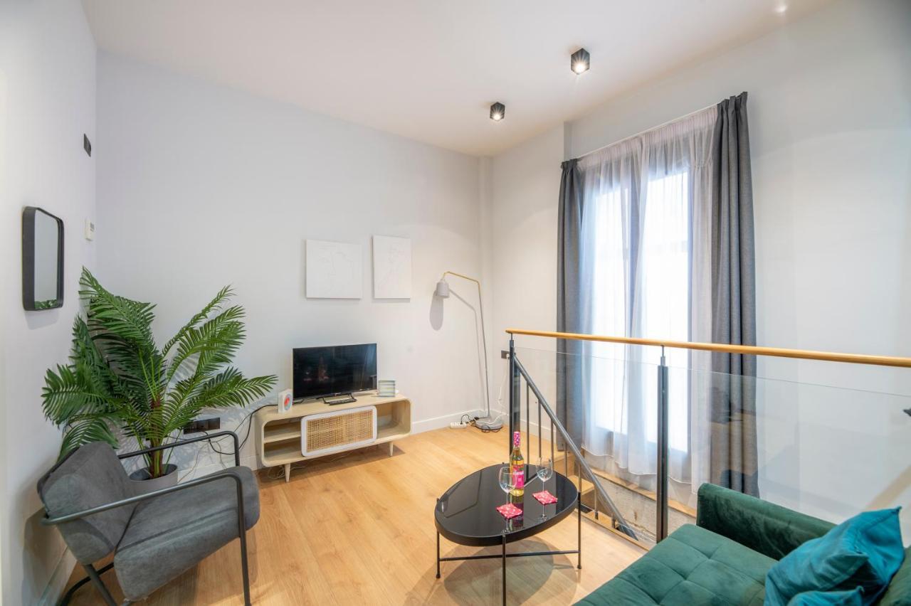 New Levante Pool & Museums Apartament マラガ エクステリア 写真